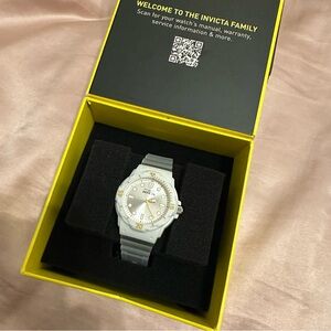 INVICTA Women's 49204 Celestial Quartz 3 Hand Silver Dial Watch